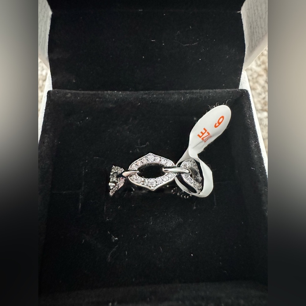 Bomb Pop Pavé Chain-Link Ring – Size 6